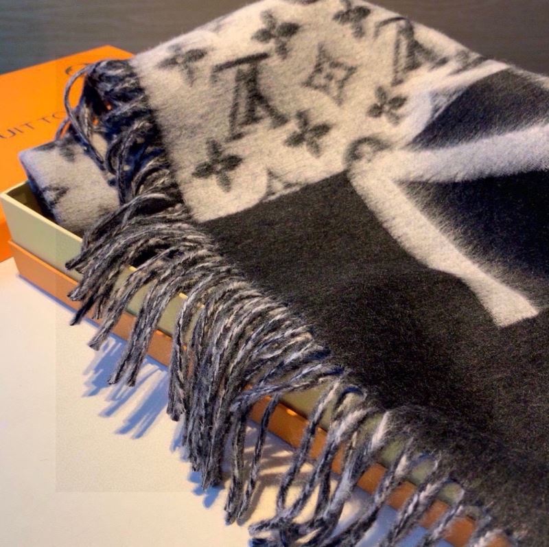 Louis Vuitton Scarf